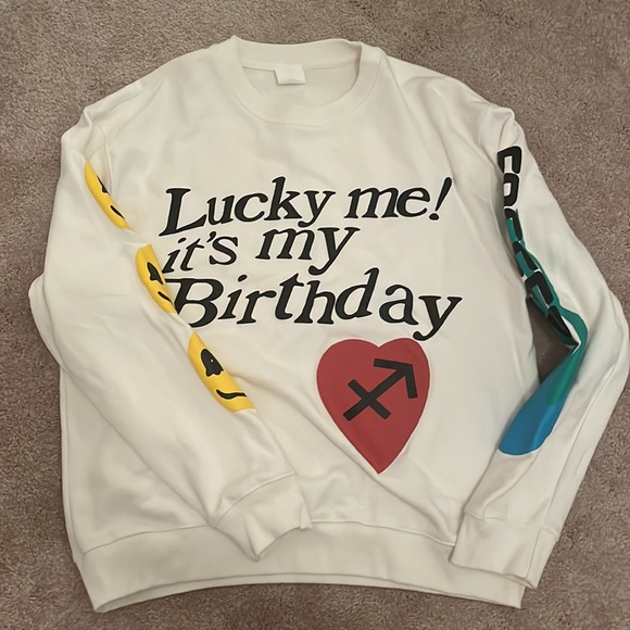 Yeezy Inspired Lucky Me It’s My Birthday Kanye West Sweatshirt - Picture 5 of 7